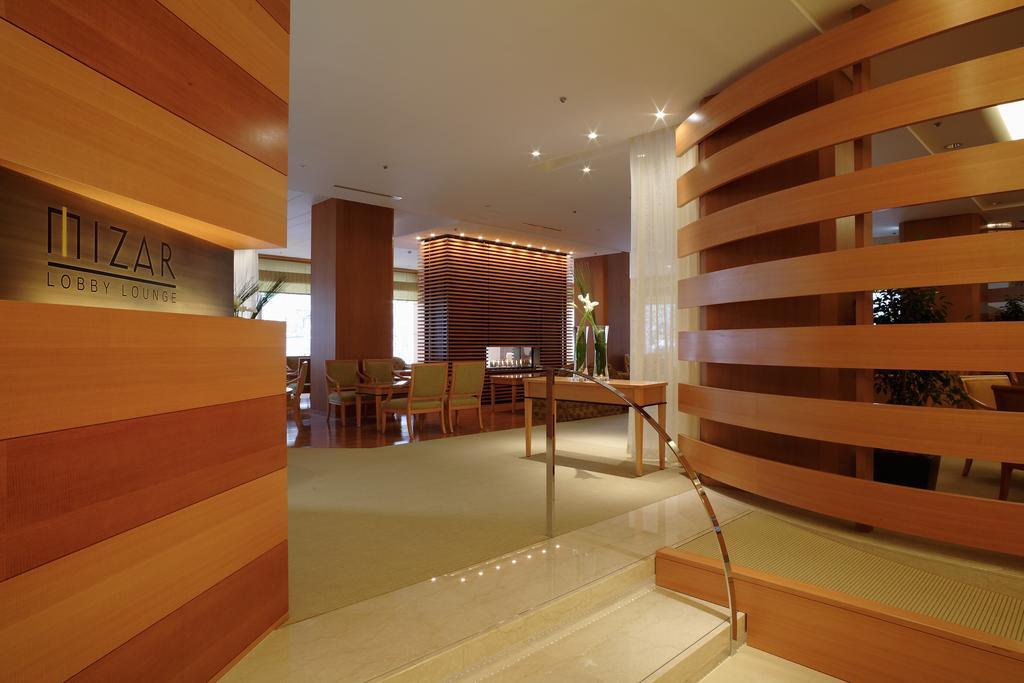 Sapporo Grand Hotel Екстер'єр фото